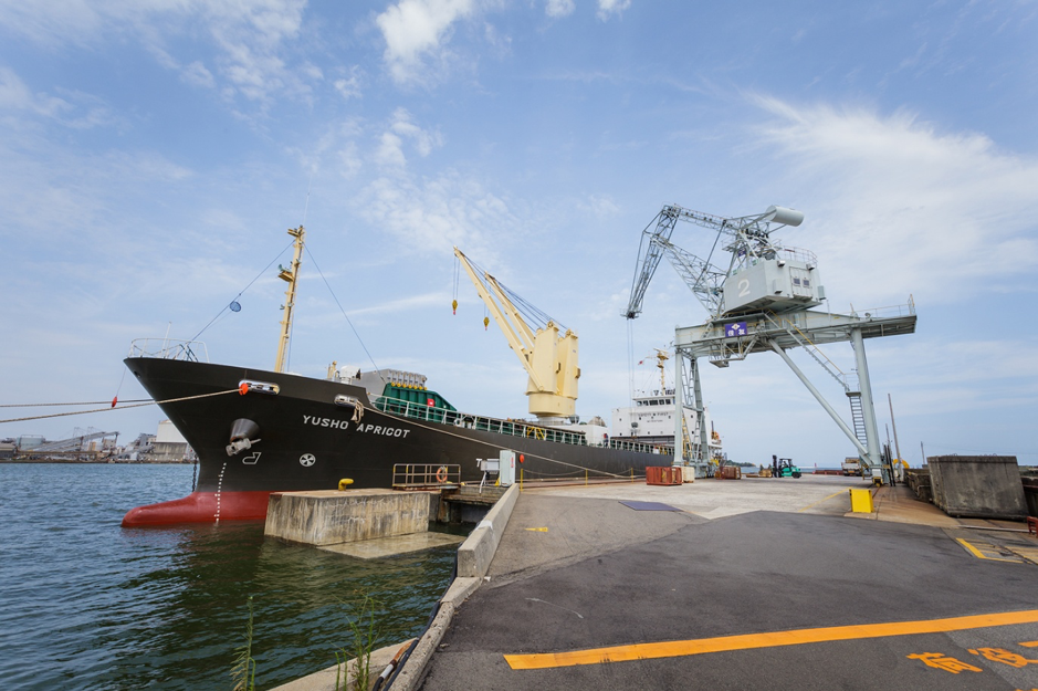 【実装先の声】港湾運送シフト最適化サービス導入で感じた、シフト作成業務の属人化解決への可能性／桑原運輸株式会社